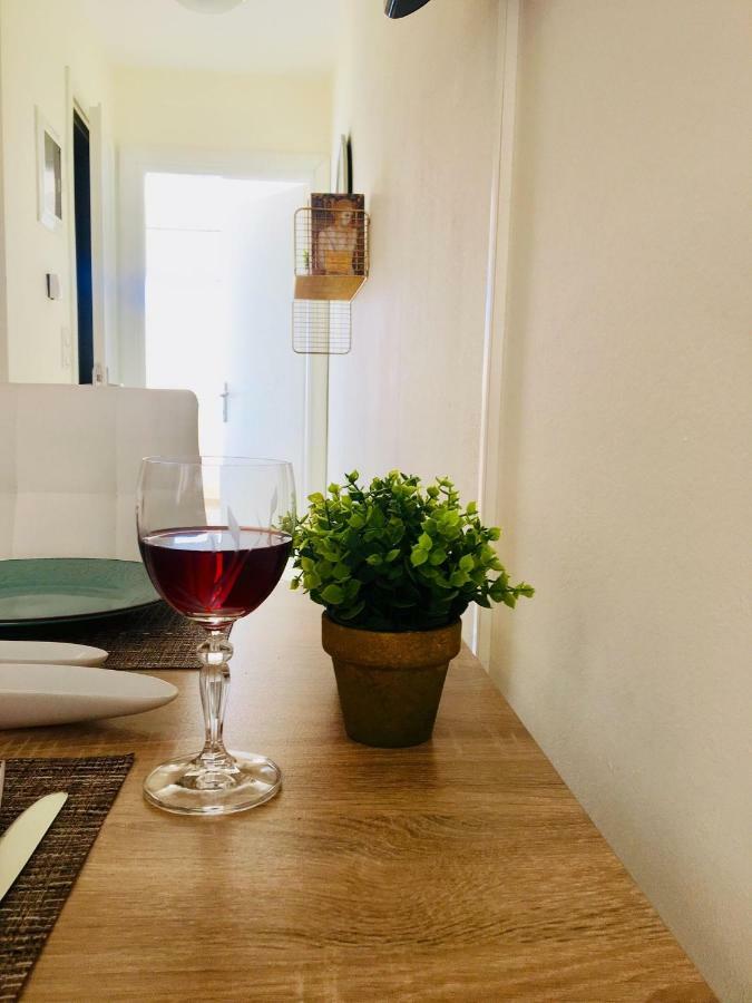 Irini Apartment *